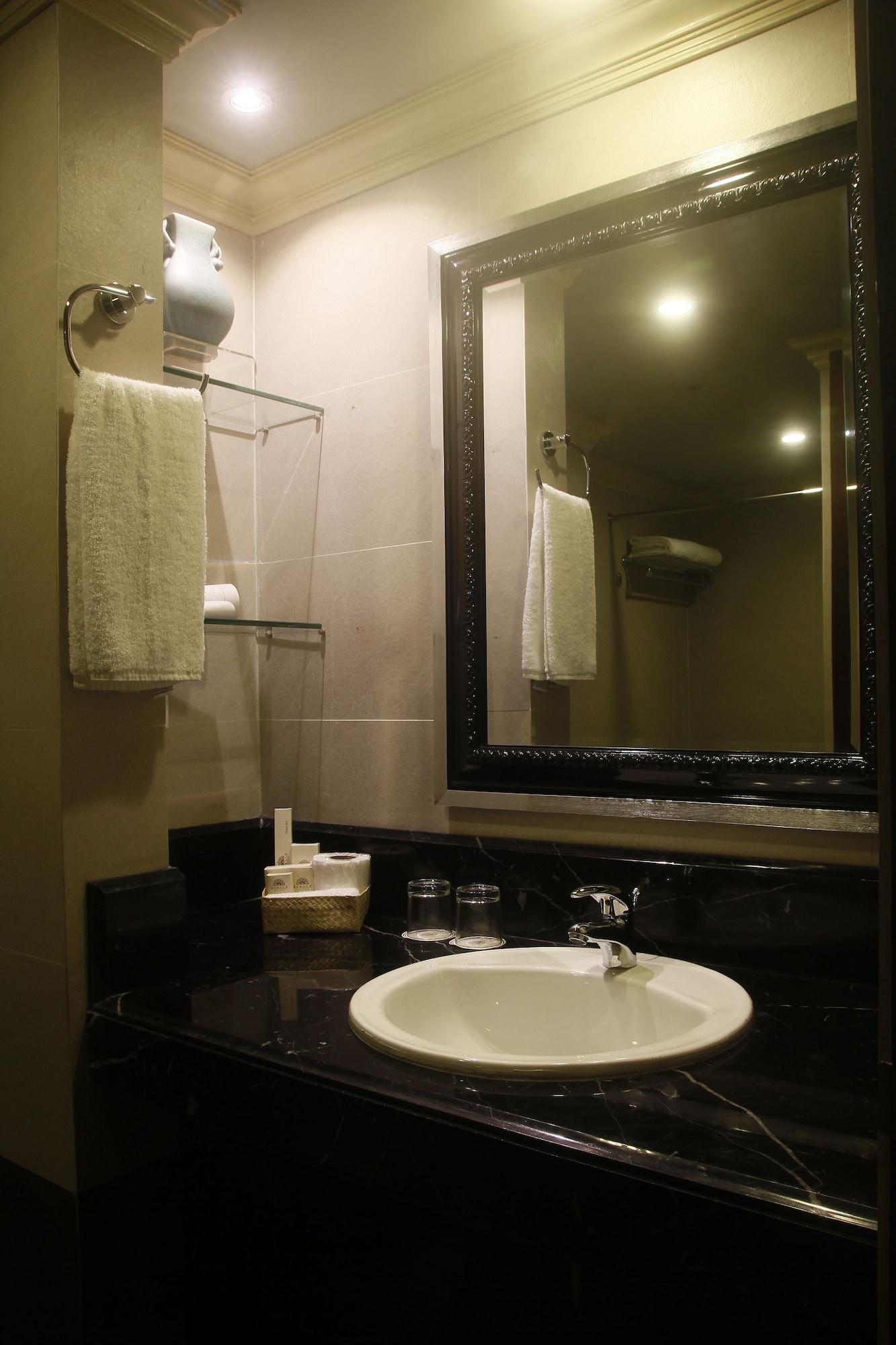 Herald Suites Polaris Makati City Kültér fotó