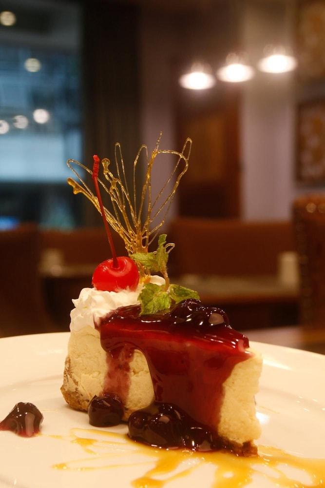 Herald Suites Polaris Makati City Kültér fotó