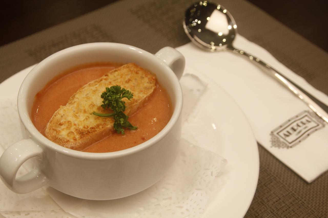 Herald Suites Polaris Makati City Kültér fotó