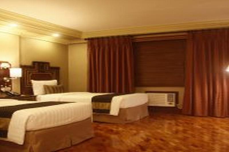 Herald Suites Polaris Makati City Kültér fotó